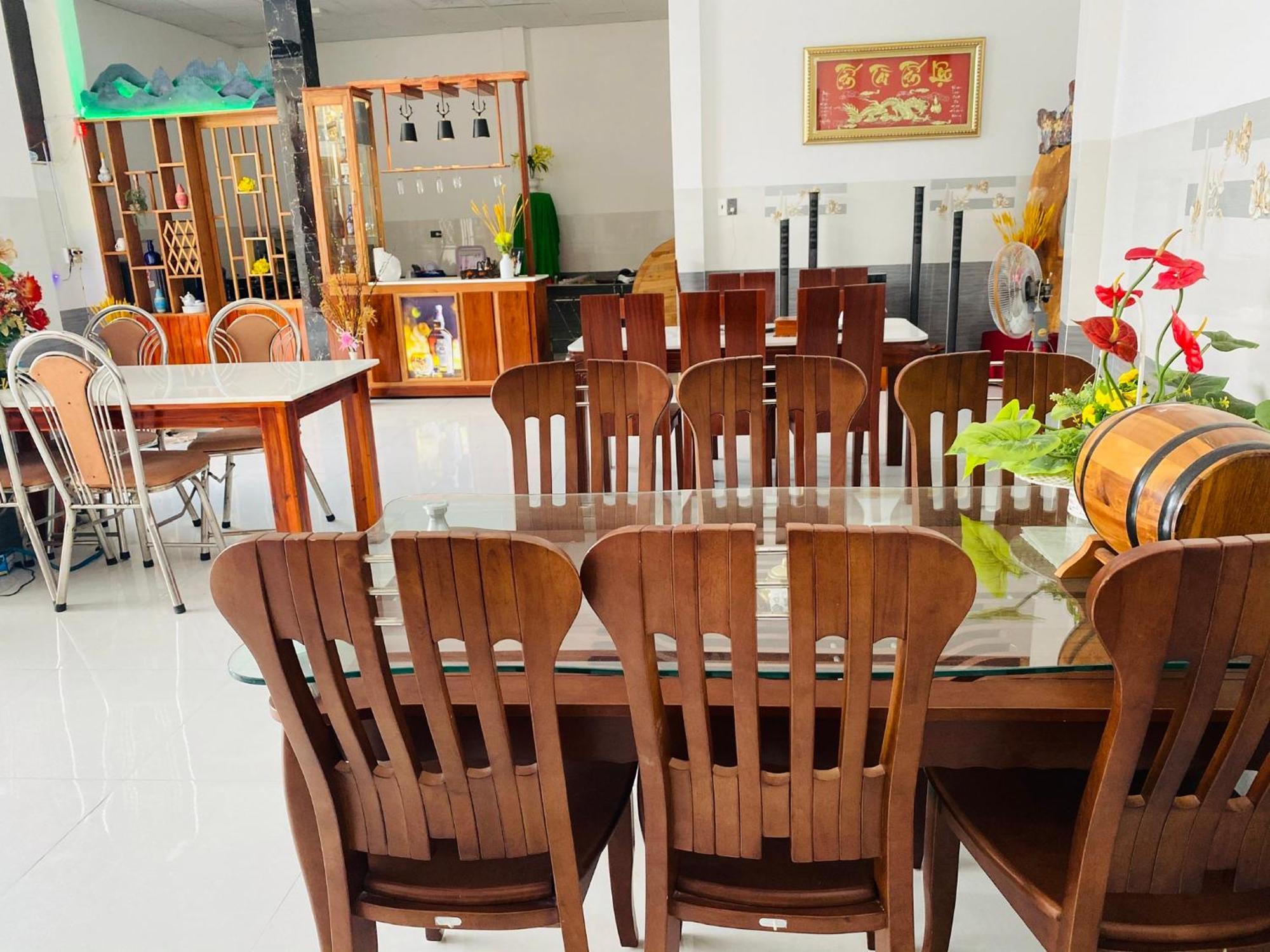 Ngoc Nga Hotel Фанранг Экстерьер фото