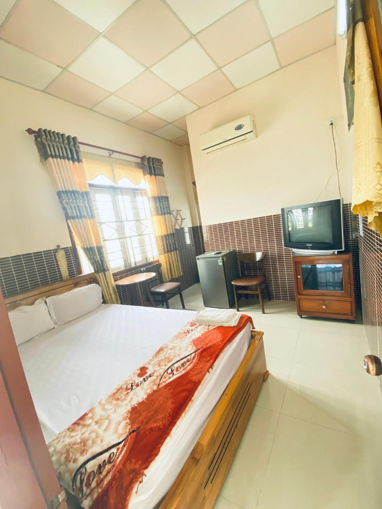 Ngoc Nga Hotel Фанранг Номер фото