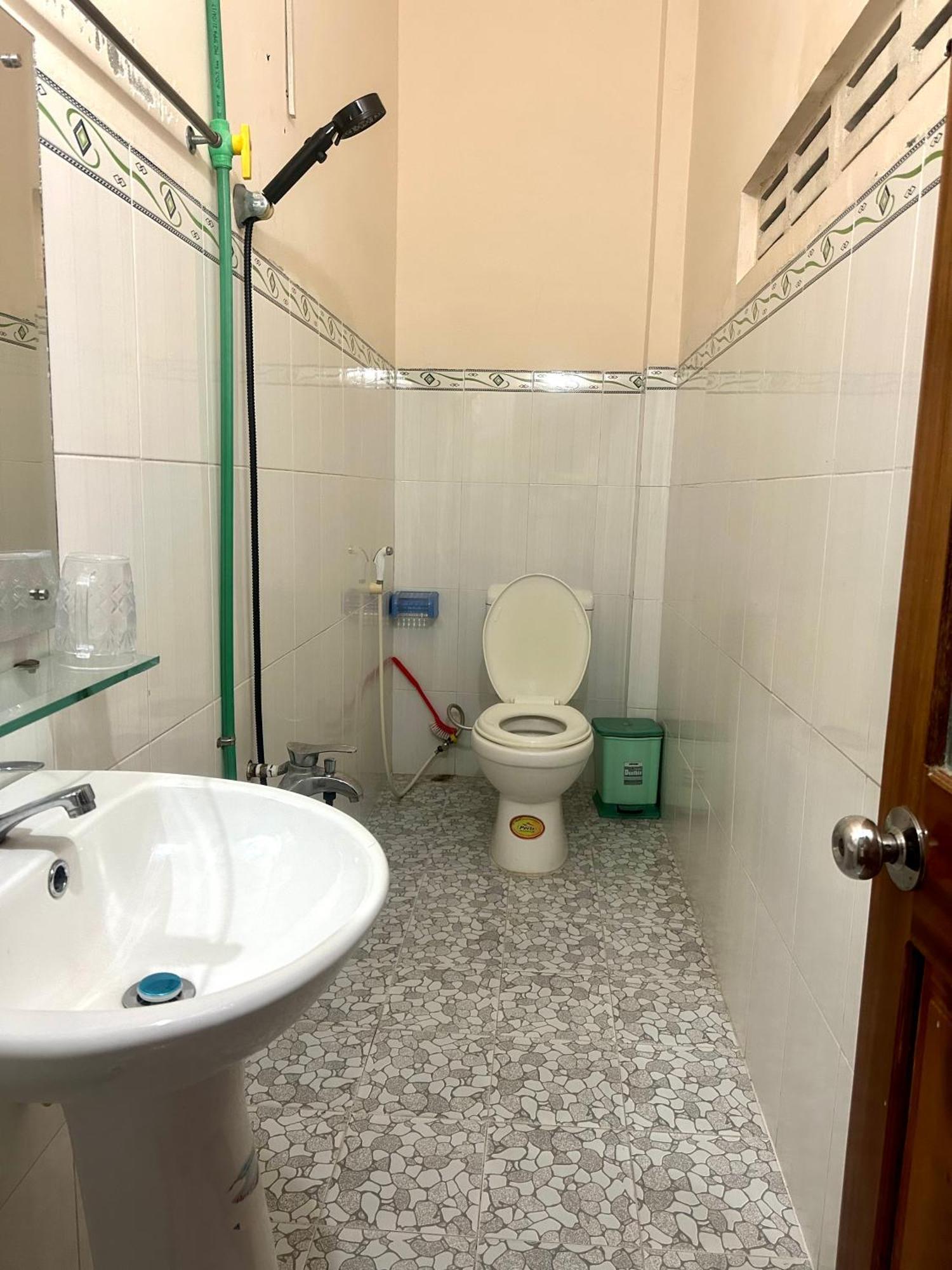 Ngoc Nga Hotel Фанранг Номер фото