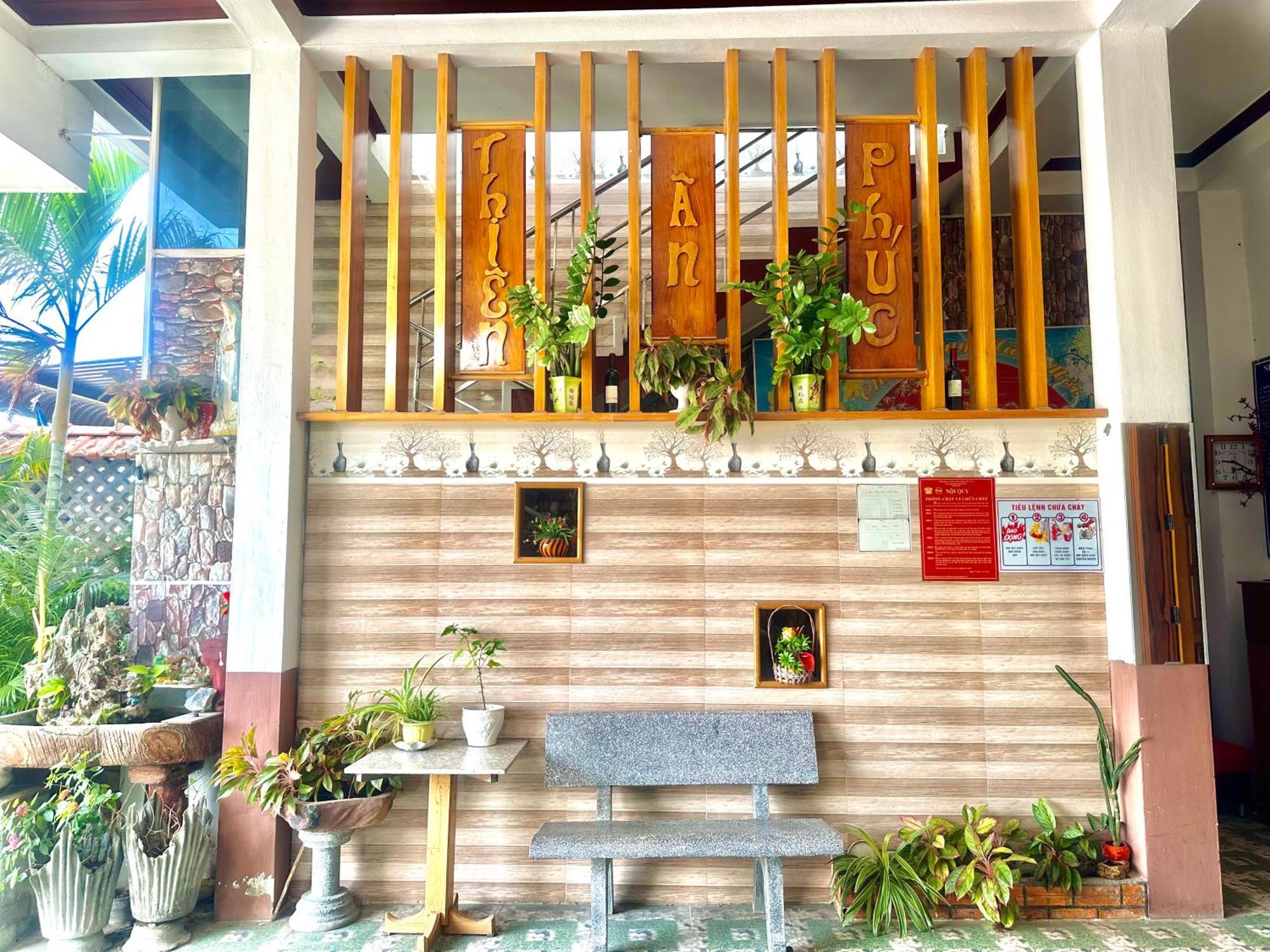 Ngoc Nga Hotel Фанранг Экстерьер фото