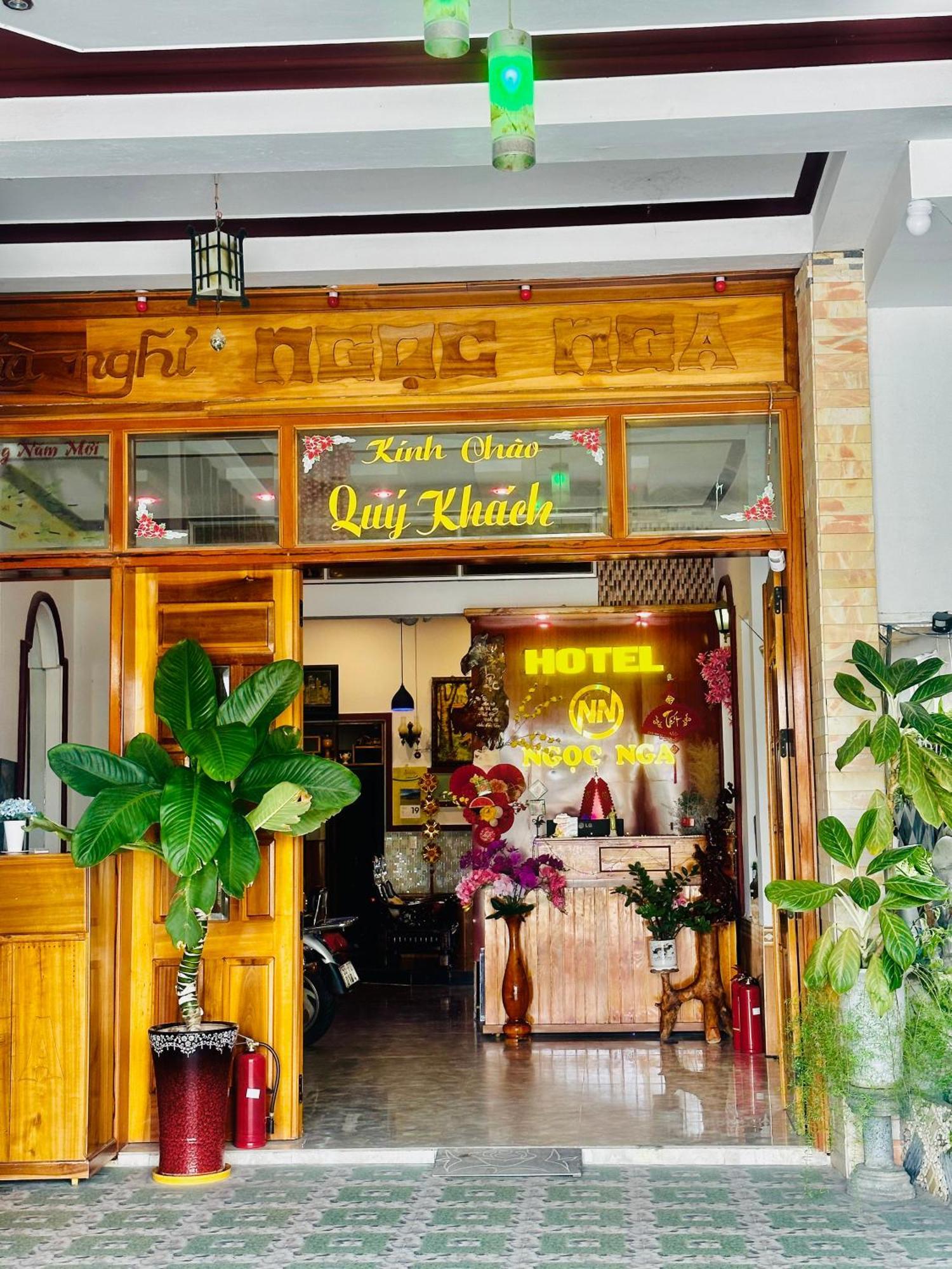Ngoc Nga Hotel Фанранг Экстерьер фото