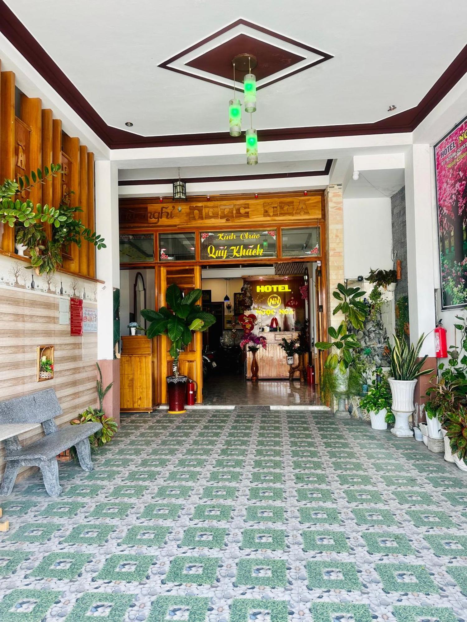 Ngoc Nga Hotel Фанранг Экстерьер фото